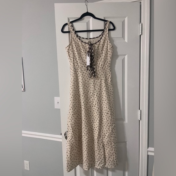 Neuflora Dresses & Skirts - Neuflora Arielle Dress - NWT